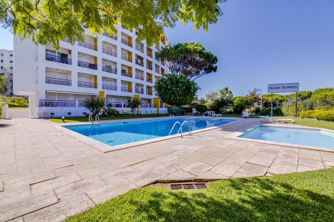 Village Atlantico Apartment Виламура Екстериор снимка